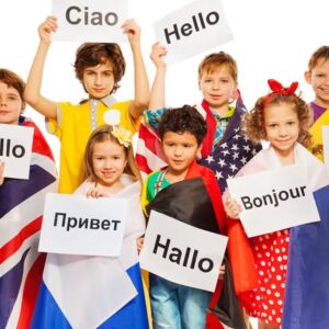 یادگیری زبان دوم قبل از ۶ سالگی، کودک را اجتماعی می‌کند